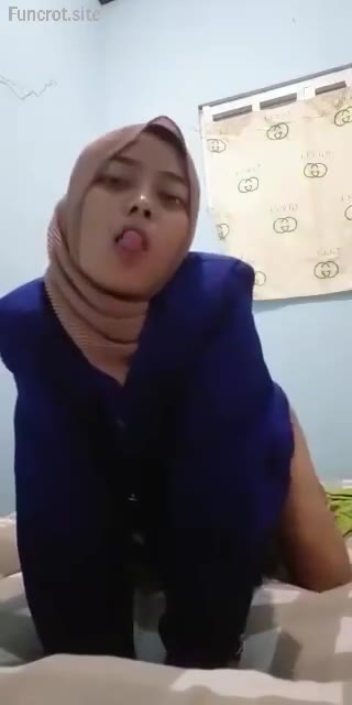 Abg Hijab Sange Minta Dientot