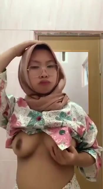 Bokep Hijab 374