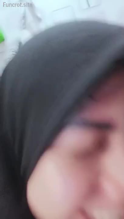 Rain Hijab Live Sepong Kontol Ngewe