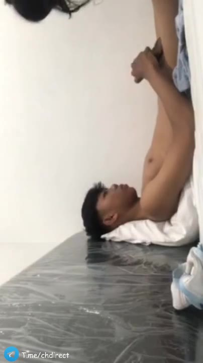 Bokep ABG Selvi Nyusuin Pacar Lanjut Ngewe
