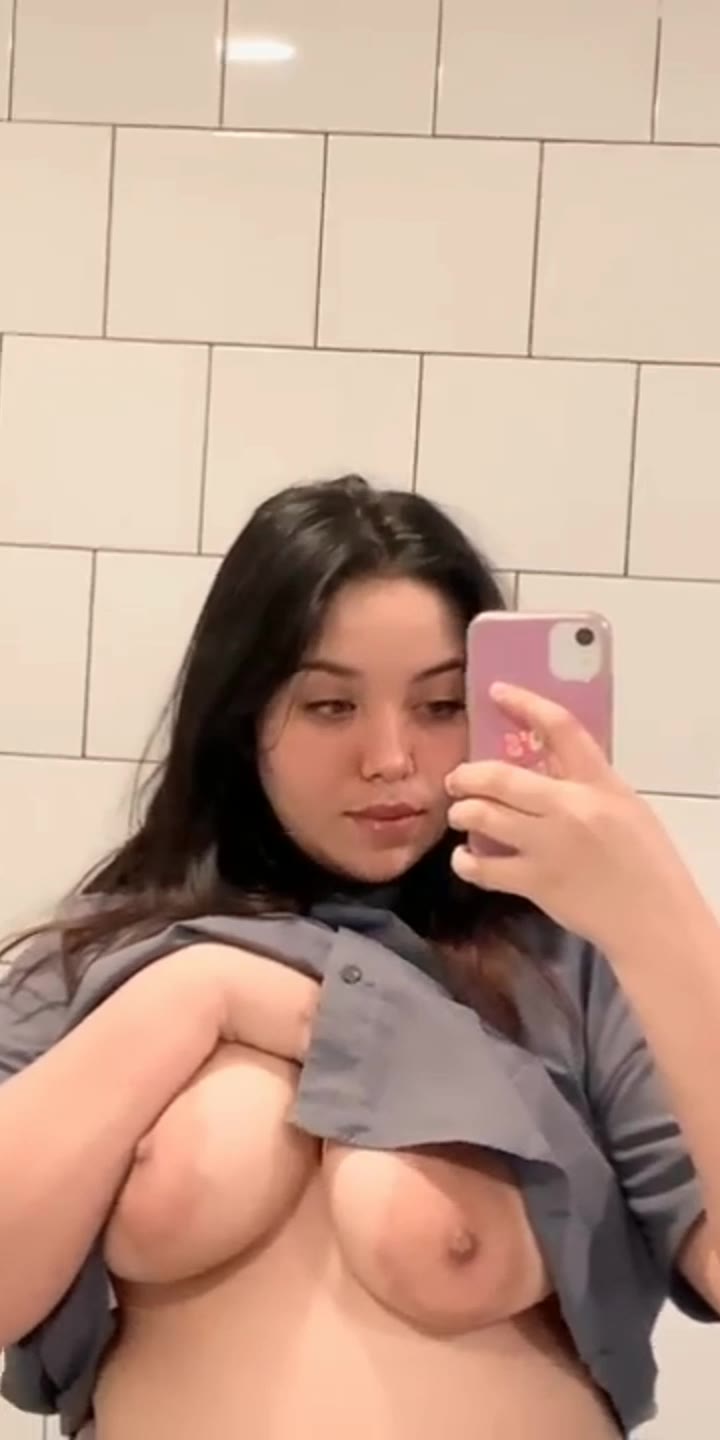 Bokep Cindo Chizcake Part 2