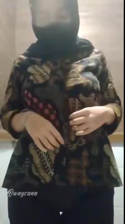 Bokep Hijab Baju Batik Kirim Pap Bugil