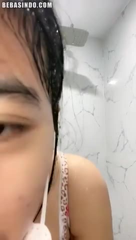 Bokep Indo ABG Toge DMX Aulmii Mandi Live