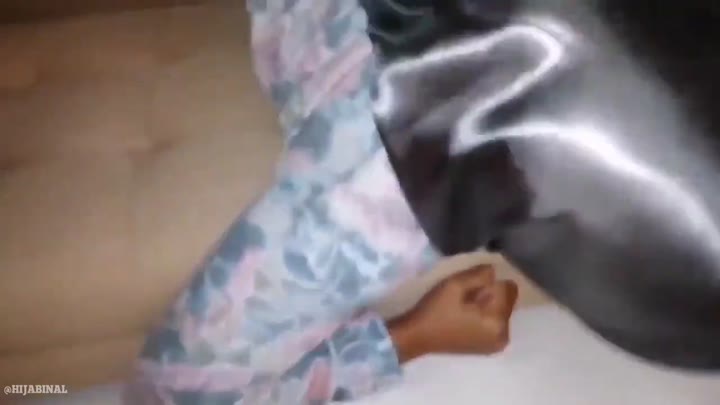 Bokep Indo Ayudia Hijab Part 3