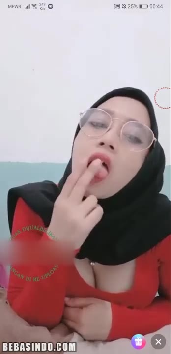Bokep Indo Hijab Nakal Kiki Palembang Indonesia