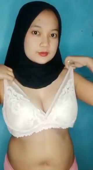 Bokep Indo Hijab Rena Amanda Part 6