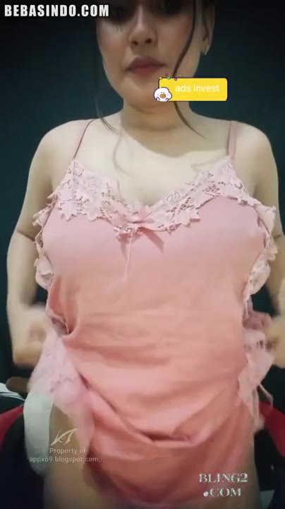 Bokep Indo Kigkin Marcha Cantik Remas Toket Mendesah