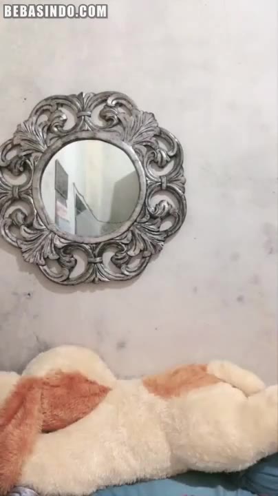 Bokep Indo Live ABG Cantik Remas Toket Bulat