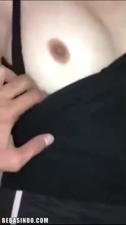 Bokep Indo Ngentot Teman Cewek Pulang Party Mabok