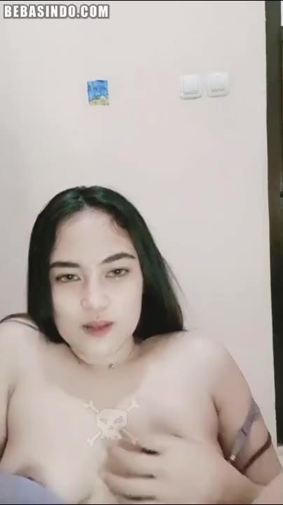 Bokep Indo Xaquila Cantik Colmek Mendesah Bling2
