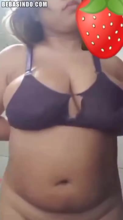Bokep Indo di Kantor VCS Udah Gak Tahan