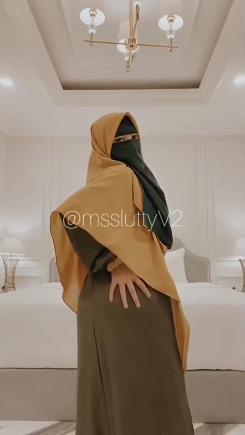 Bokep Miss Lutty Hijab Cadar Body Mulus