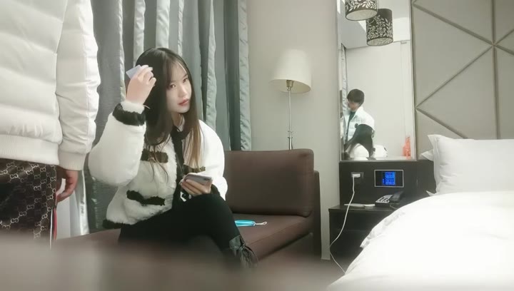 Tinggi 168cm Dan Kaki Panjang